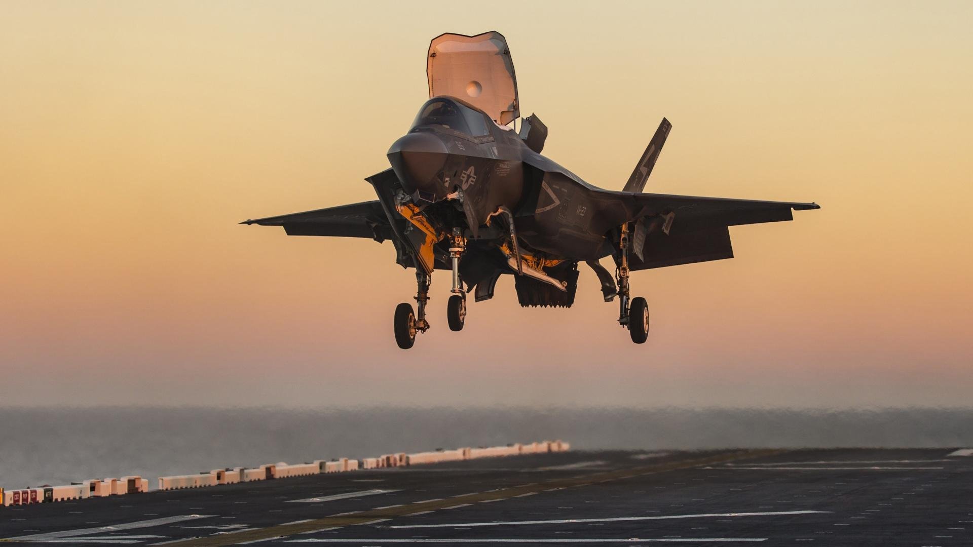 澳大利亚袋鼠队再度崛起，目标锁定橄榄球冠军，澳大利亚袋鼠强壮