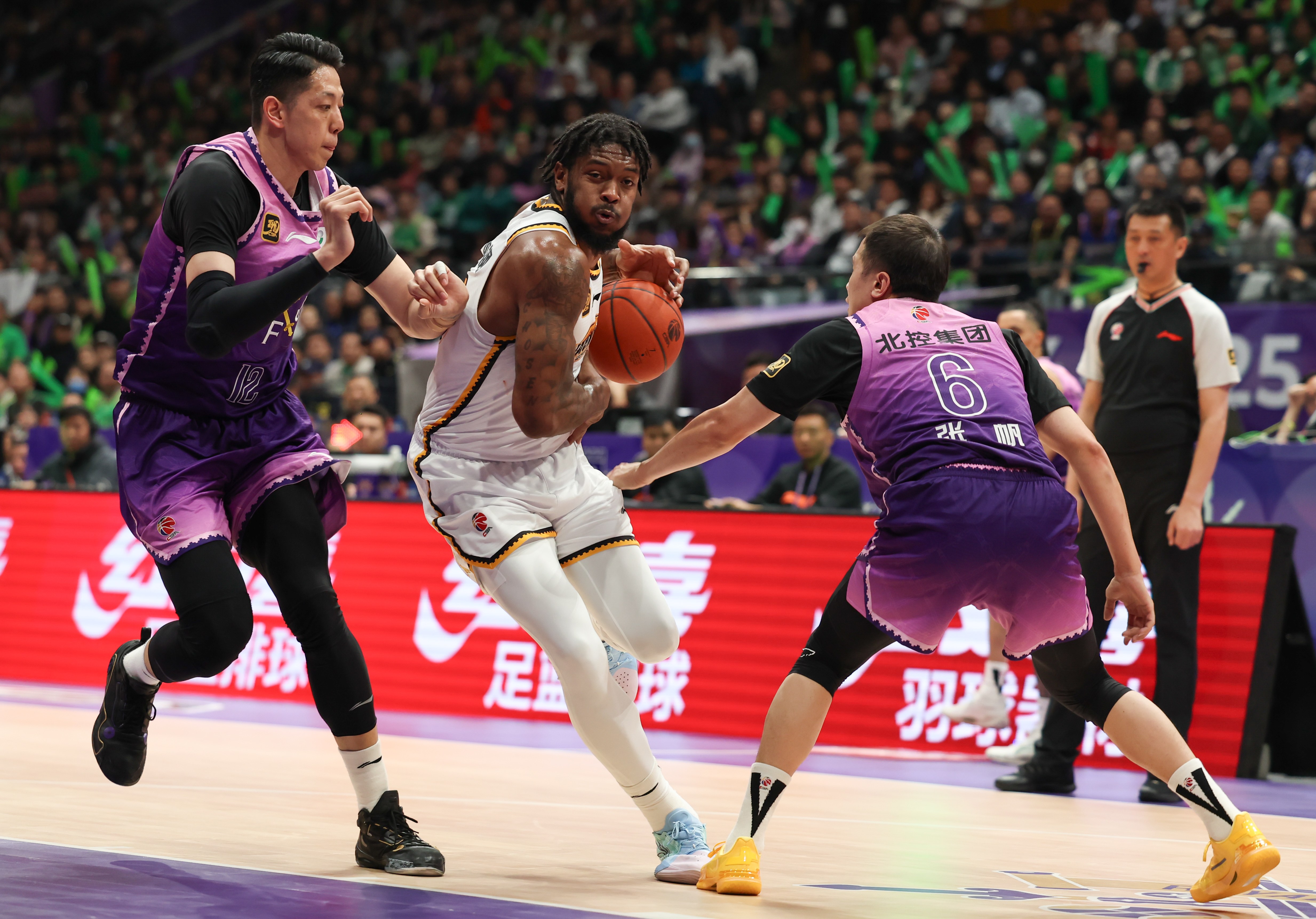 B体育官网：CBA总决赛数据预测：谁将成为FMVP？的简单介绍