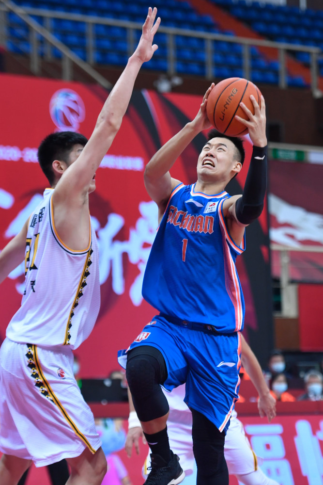 B体育官网:CBA球员薪资结构调整,平衡各方利益的简单介绍 B体育官网:CBA球员薪资结构调整,平衡各方利益的简单介绍