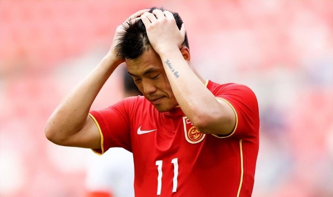 B体育APP:国足新帅上任,带领球队冲击新高度的简单介绍 B体育APP:国足新帅上任,带领球队冲击新高度的简单介绍