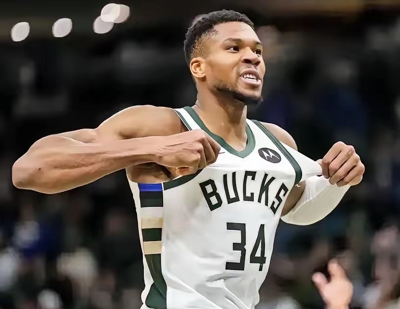 bsports体育:雄鹿队字母哥的统治力:能否再次带领球队冲击总冠军?的简单介绍 bsports体育:雄鹿队字母哥的统治力:能否再次带领球队冲击总冠军?的简单介绍