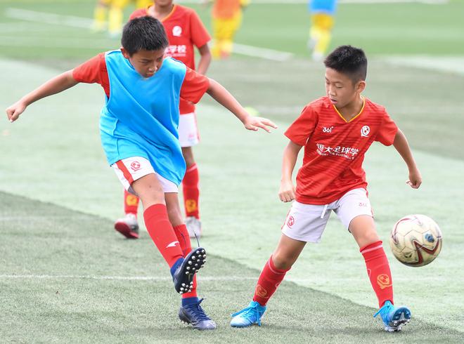 包含B体育APP:中国足球未来发展的机遇与挑战:基于未来学的词条 包含B体育APP:中国足球未来发展的机遇与挑战:基于未来学的词条