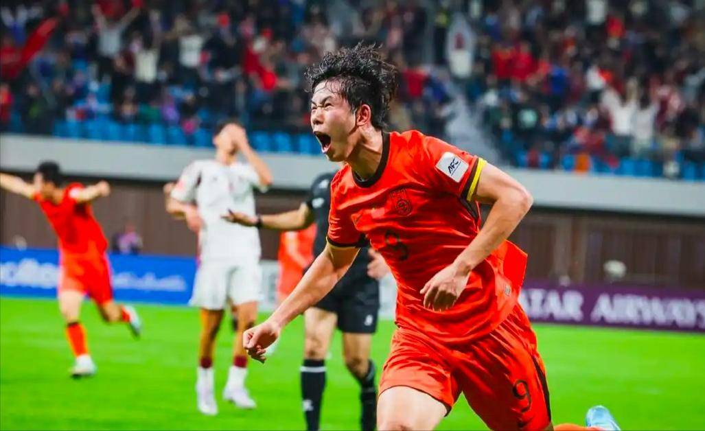 B体育APP:老将蒿俊闵转型教练“误人子弟”,球迷:别毁了中国足球的未来!的简单介绍 B体育APP:老将蒿俊闵转型教练“误人子弟”,球迷:别毁了中国足球的未来!的简单介绍