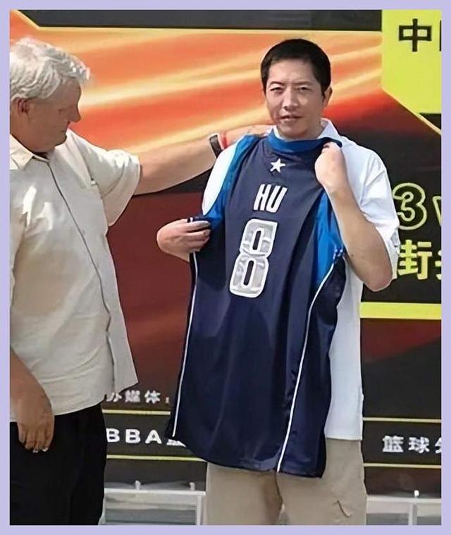 B体育官网：中国篮球运动员的退役转型：如何提供更多支持，帮助他们顺利转型？的简单介绍