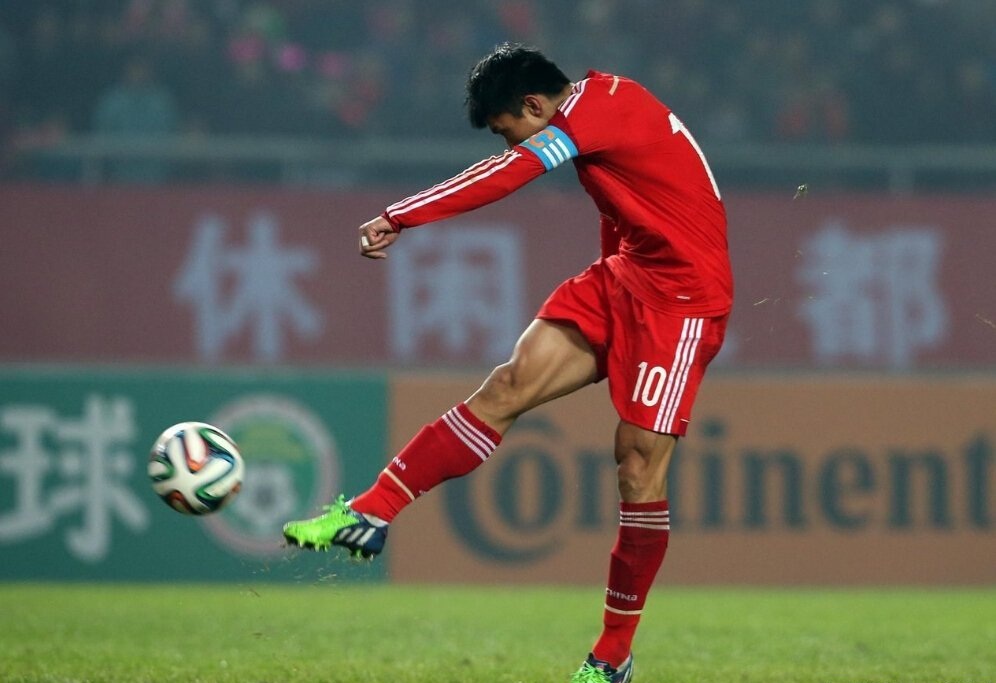 关于B体育APP:老将郑智:退役后转型教练,继续为中国足球做贡献的信息 关于B体育APP:老将郑智:退役后转型教练,继续为中国足球做贡献的信息