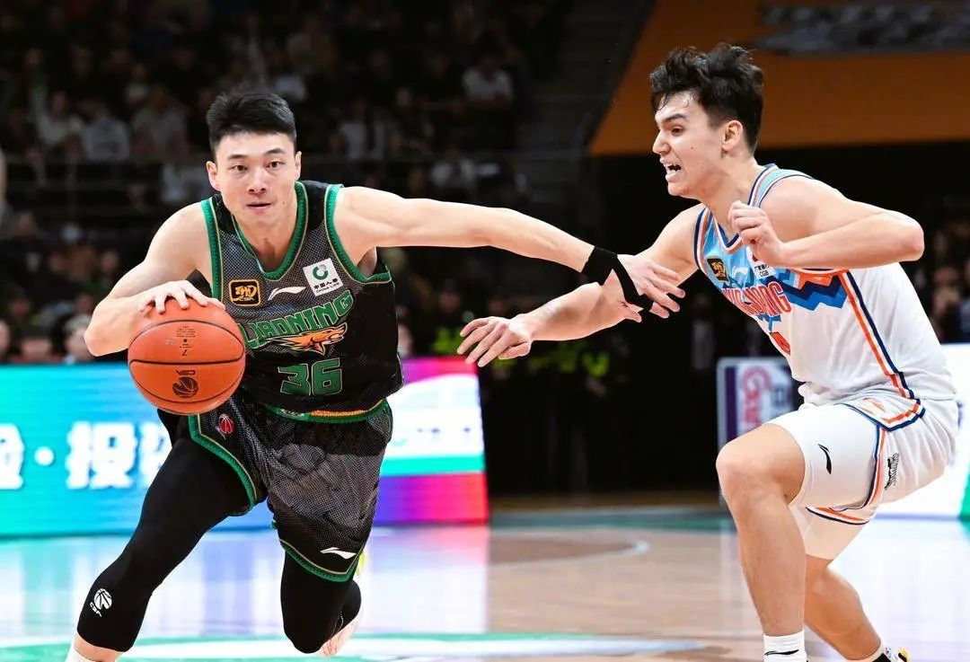 B体育亚洲官方网站-包含B体育官网：CBA总决赛：胜负手分析，谁能掌控比赛节奏？的词条